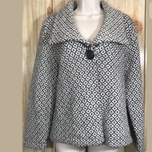 JM Collection Size PL Gray CreamSwing Cardigan